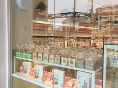 面包甜点陈列柜-爱达乐面包生日蛋糕(十陵成大店)