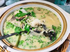 鱼头汤-洪齐林老镇
