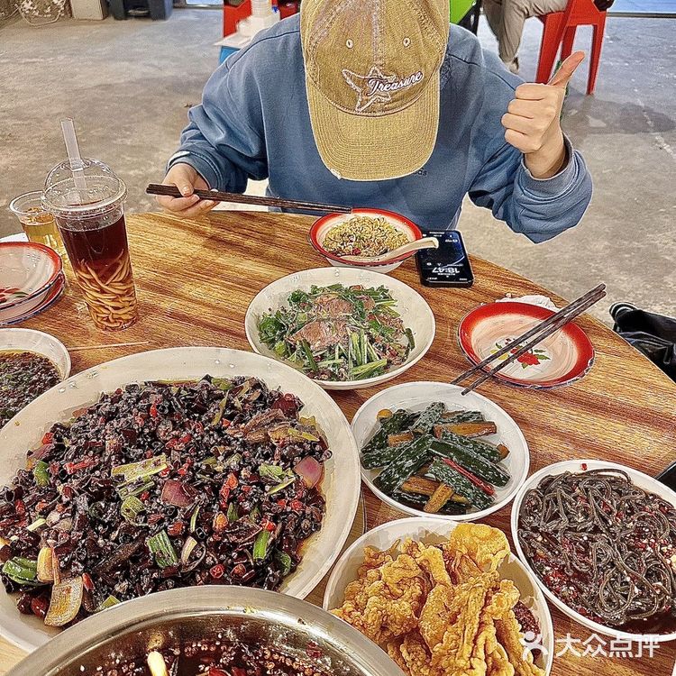 重庆三天两晚打卡地道江湖菜