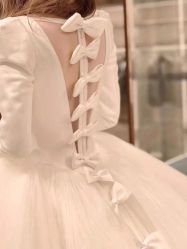 -Renee芮亦婚纱(原丽莎)