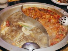 -沸炉重庆老火锅(军事博物馆店)