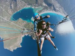 -费特希耶滑翔伞