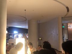 -涨巢·潮玩水疗局