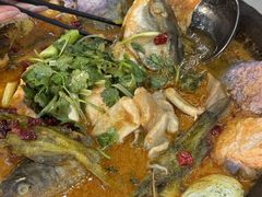 -丹水桥地锅鱼·翘嘴鲌·地方特色全鱼宴(丹江口大坝店)