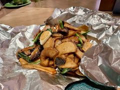 -耶里夏丽·丝路国际·新疆餐厅(浦东区东方路店)
