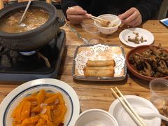 -霄汉牛三鲜湖北砂锅菜(万松园2店)
