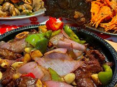-威记烧嘢·南宁烧烤·超级生牛(绿地店)