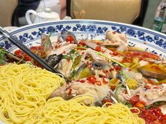 -湘潭九龙鱼头店(城南西路店)