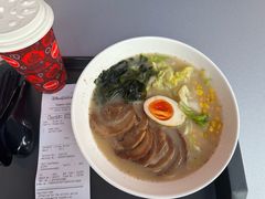 -彗星餐厅(香港迪士尼乐园)
