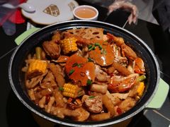 -多嘴超级肉蟹煲(中街恒隆故宫店)