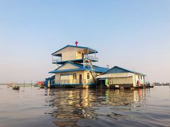 -洞里萨湖