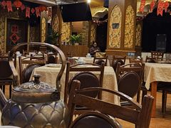 -维吾尔餐厅(宜山路店)