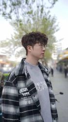 -一家只做男发烫染的店
