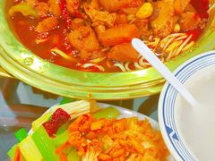 -牛一嘴·兰州牛肉面·大盘鸡(财富中心店)