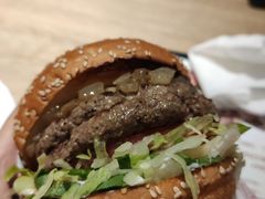 -The Habit Burger Grill 哈比特汉堡(复兴soho店)