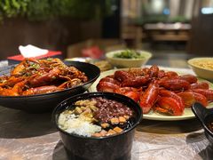 -巴厘龙虾·榜首油焖大虾(音乐学院·沿江酒馆店)