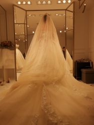 点击看大图 -GRACE KELLY婚纱与礼服(北京店)