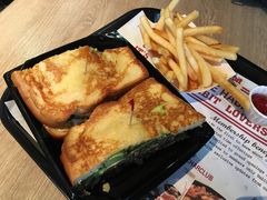 -The Habit Burger Grill 哈比特汉堡(复兴soho店)