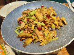 招牌手撕鸡-肖记公安牛肉鱼杂馆·省级非物质文化遗产(万松园直营店)