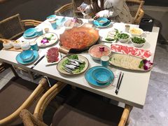-墨居上隐·院子里火锅(峨眉店)