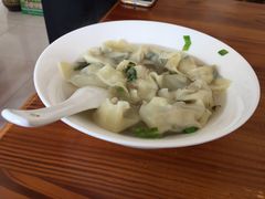 菜肉大馄饨-徐家妈妈手工点心(临湖店)