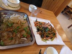 -鹤乡东北菜(崮山路店)