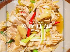 -川堂风·跷脚牛肉·乐山爆炒(宝山日月光店)