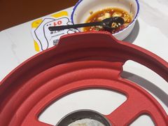 -红渡小香·牛肉麻辣香锅(车站南路店)