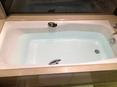 -广州汇华希尔顿逸林酒店