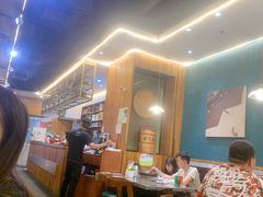 大堂-胡须佬鸡煲四季火锅店(石厦西村直营店)
