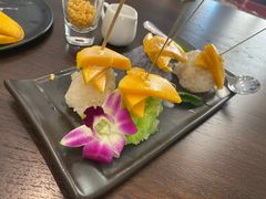 -Chom Cafe and Restaurant