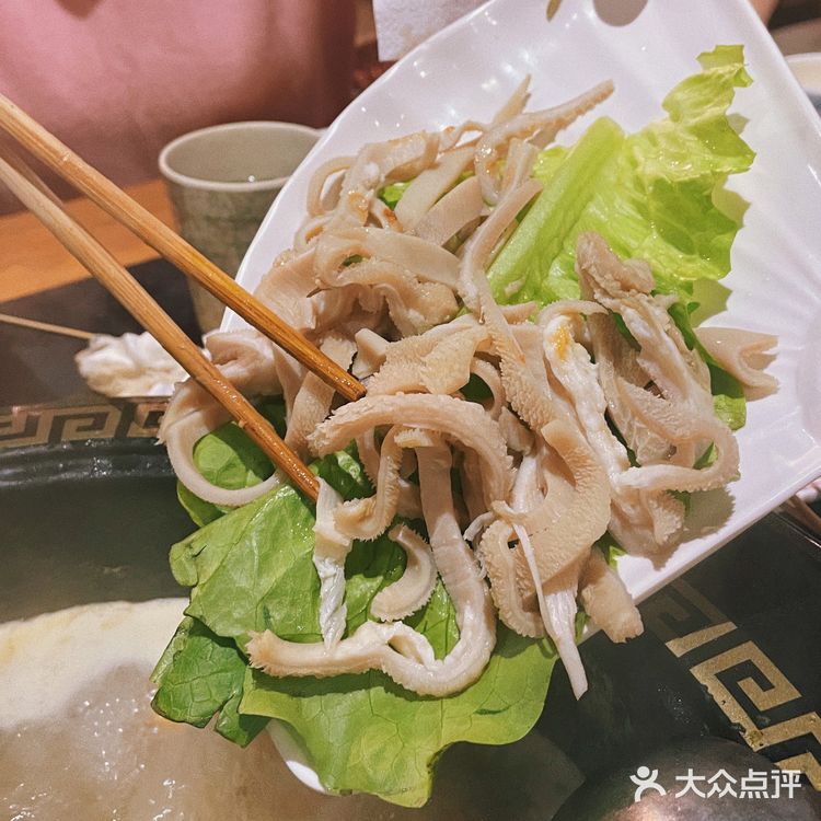 隔离仲有骨汤如果唔钟意食辣嘅仲有退路可言哈哈哈哈