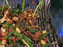 -何师烧烤Pro ·江湖川菜·小龙虾·精酿(太古里旗舰店)