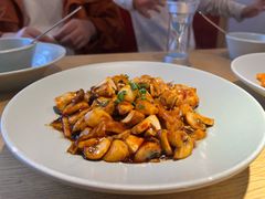 -蜜桃餐厅·伴山(绿宝广场店)