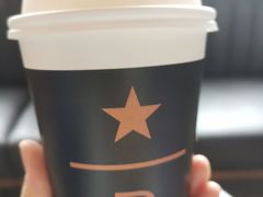 -星巴克臻选(北京前门大街店)