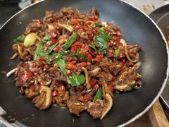 -阿瓦山寨·湘菜现炒·剁椒鱼头王(咸阳总店)
