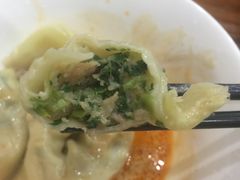 拌馄饨-潘国仙耳光馄饨(黄家阙路店)