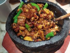 石锅杭椒牛蛙-桂满陇-西湖船宴(西单大悦城店)