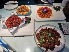 -巴特餐饮6加1音乐餐吧·新疆菜