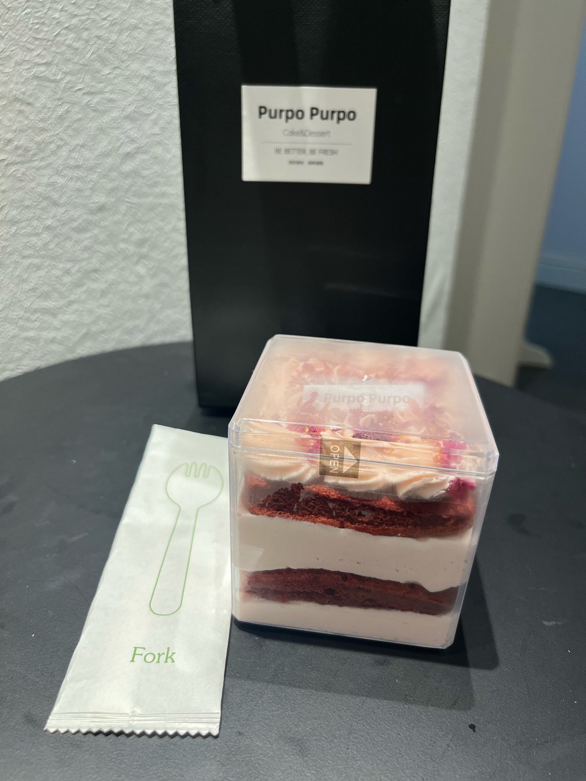 漂亮的小盒蛋糕