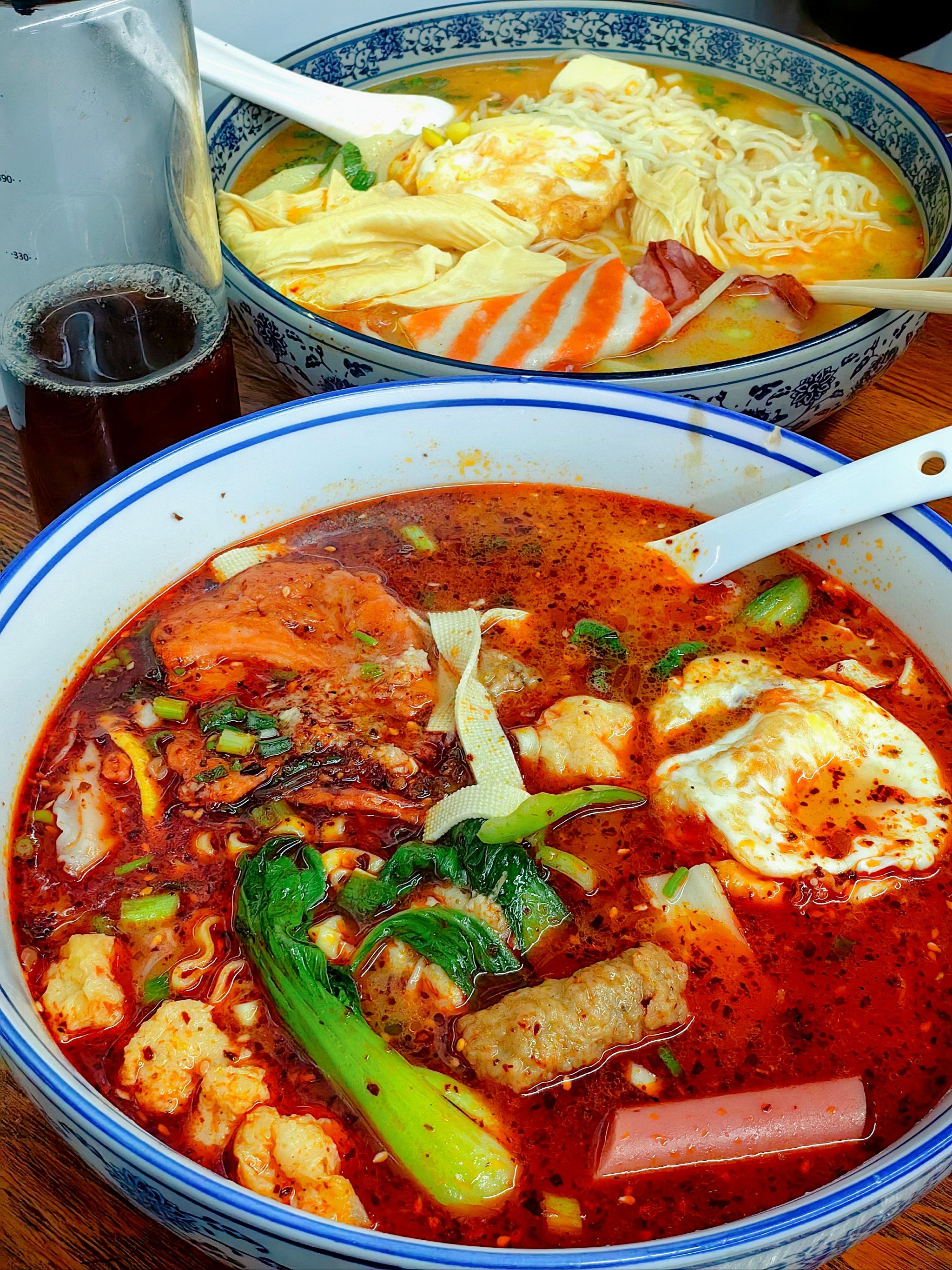 街边十多年小店,这一碗红油麻辣烫太香啦!