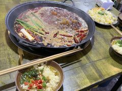 -黄潇洒老火锅(九眼桥宏济巷店)