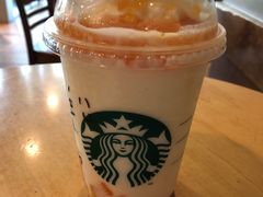 哈密瓜白巧克力星冰乐。-星巴克(美丽华门市店)