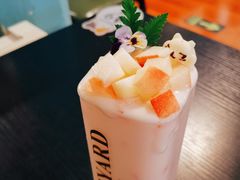 芒果冰饮-猫小院猫主题咖啡厅(北锣店)