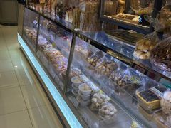 面包甜点陈列柜-老香齋(五角场店)