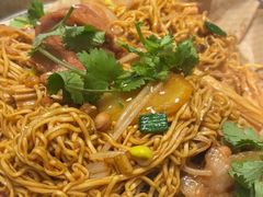 -红渡小香·牛肉麻辣香锅(车站南路店)