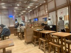 大堂-小满手工粉(上海月星环球港店)