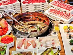 -来龍儿鲜切牛肉自助老火锅