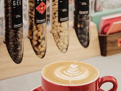 浓拿铁-Gee Coffee Roasters (万象城店)