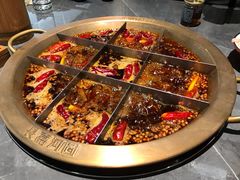 -长嘉·河图火锅(长嘉汇江景旗舰店)